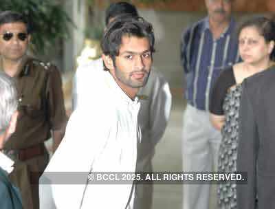 India and Pak in Calcutta