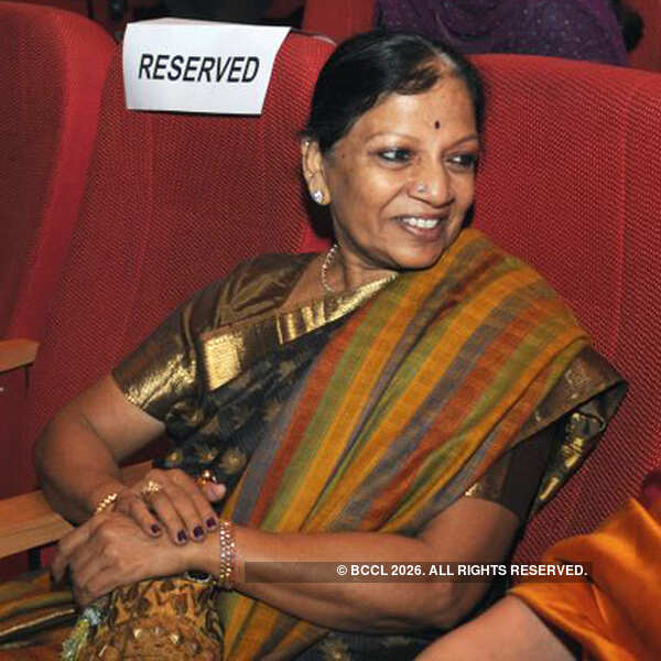 Pernia Qureshi performs Kuchipudi