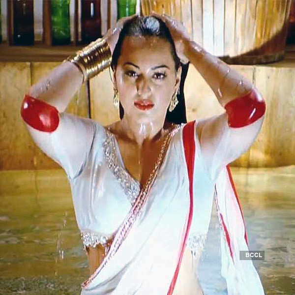 Drenched Bollywood hotties