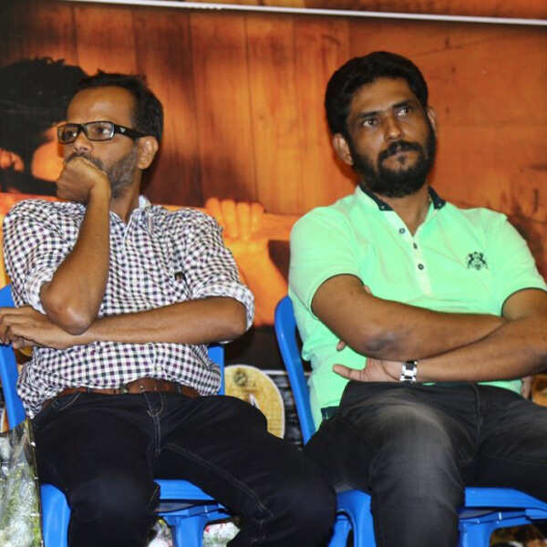 En Uyir En Kaiyil: Trailer launch