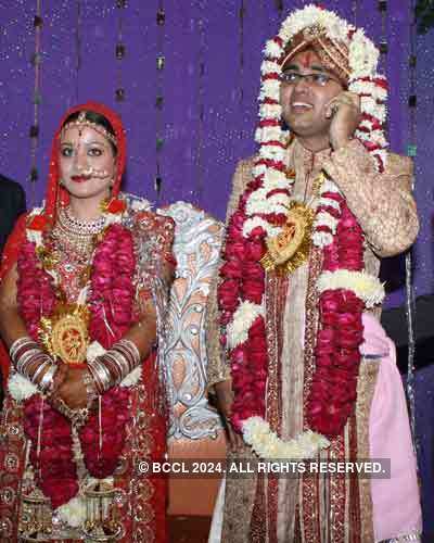 Mansi weds Anshu