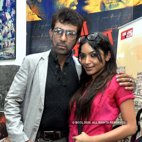 Premier: Shada Kalo Abbcha