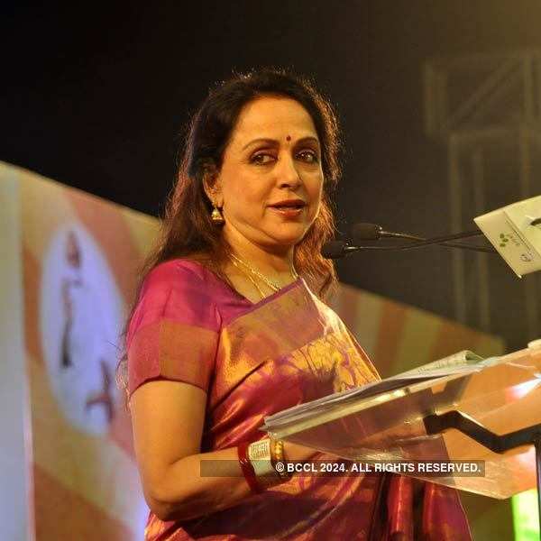 Hema Malini at Netaji Indoor
