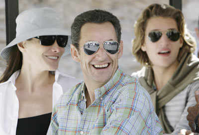 Sarkozy marries Bruni