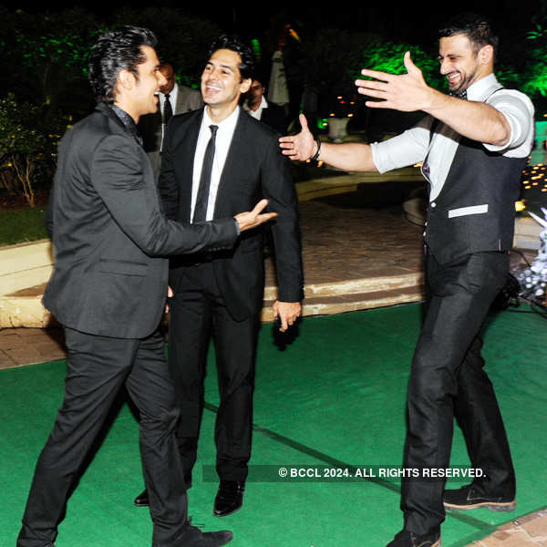 Vishesh Bhatt's wedding reception