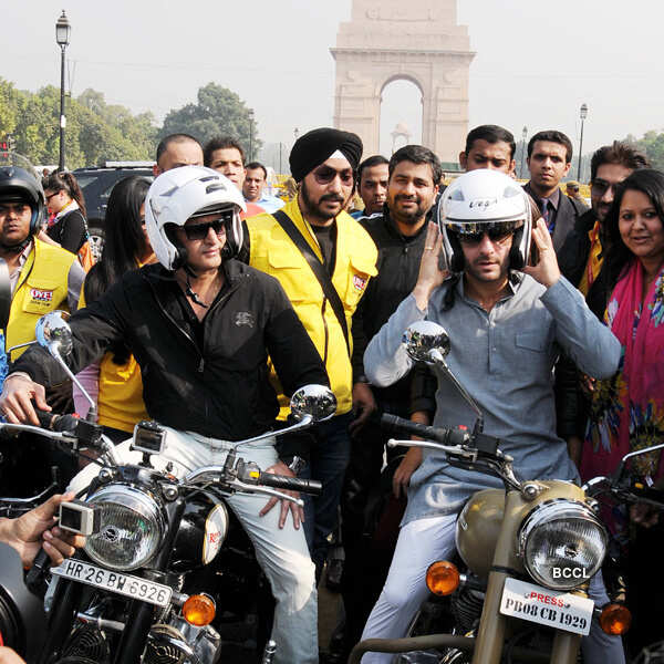 Saif, Sonakshi @ Road Safety Awareness Campaign