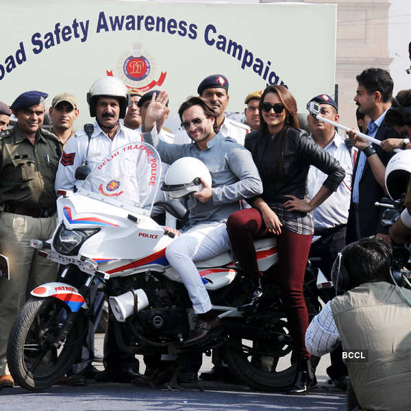 Saif, Sonakshi @ Road Safety Awareness Campaign