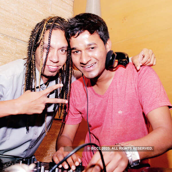 Wednesday Women's Entertainment @ Sutra