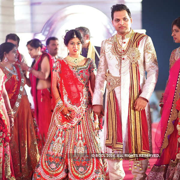 Neha Mittal and Abhishek Agarwal wedding party