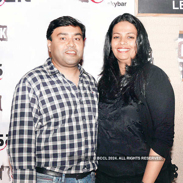 Sachin and Gauri Chaphekar hosts a party