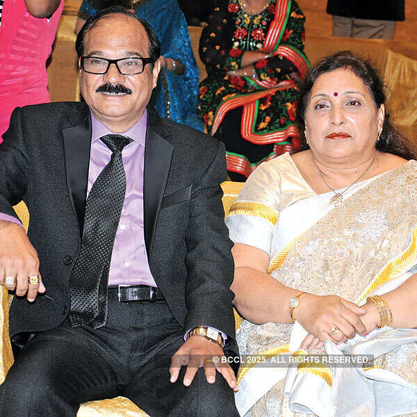 Paresh, Sneha's ring ceremony