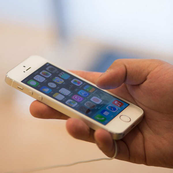 Indians pay most for iPhone 5S: Study