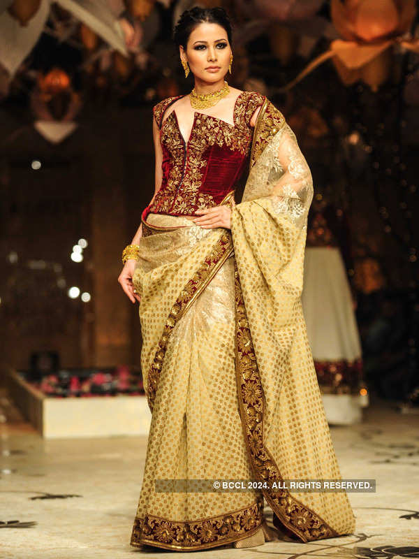 IBFW '13: Grand Finale: Rohit Bal