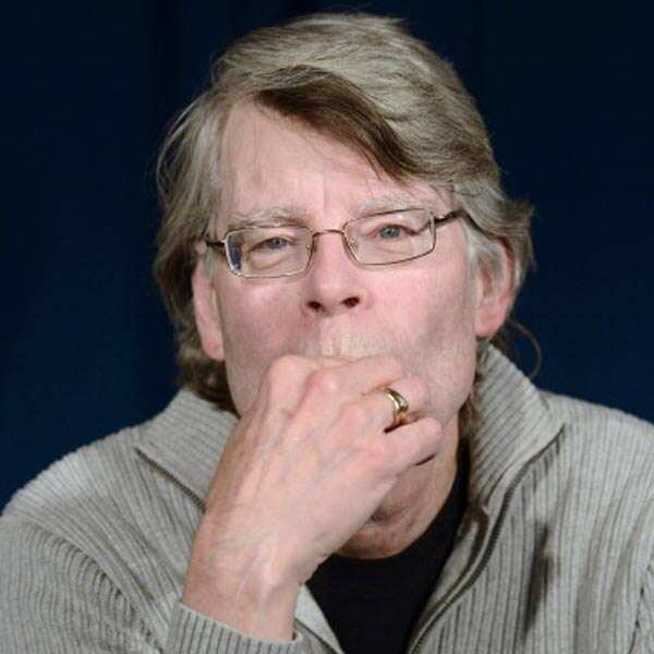 Stephen King joins Twitter