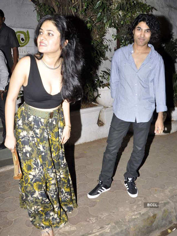 Vikas Bahl's b'day party