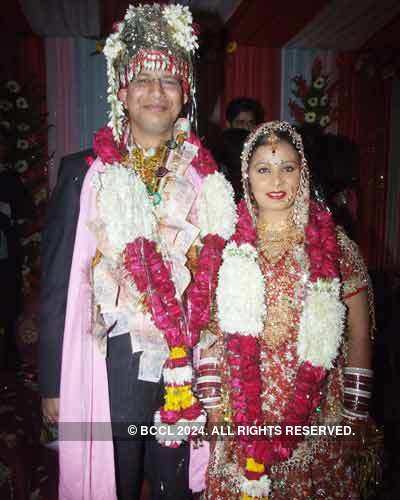 Wedding of Manu with Roopali in Lucknow - Photogallery