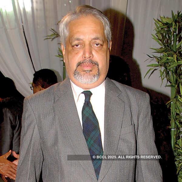 Ranjeet, Sanyukta Jog's wedding party 