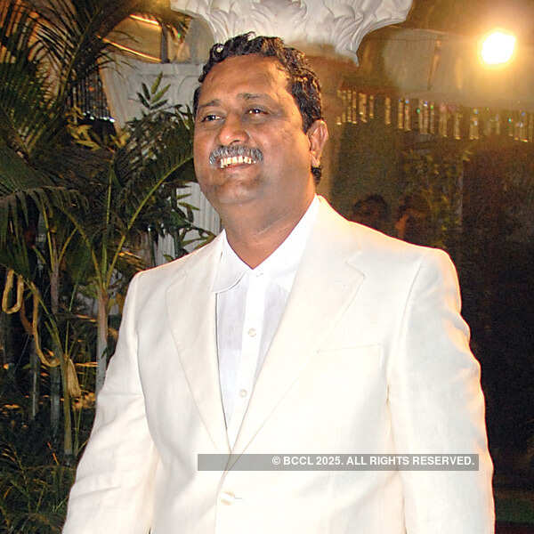 Ranjeet, Sanyukta Jog's wedding party 