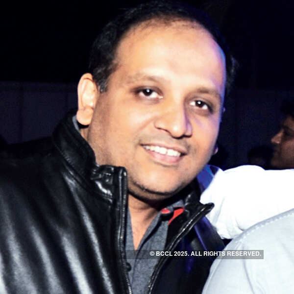 Blue Frog hosted house DJ