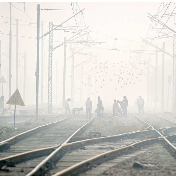 Delhi: Fog cripples air and rail traffic
