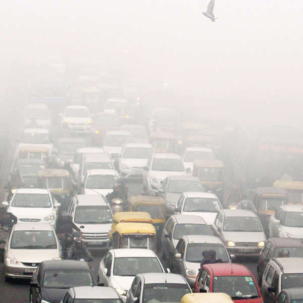 Delhi: Fog cripples air and rail traffic