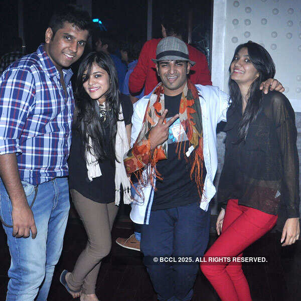 Party peeps dance to tunes of DJ NYK