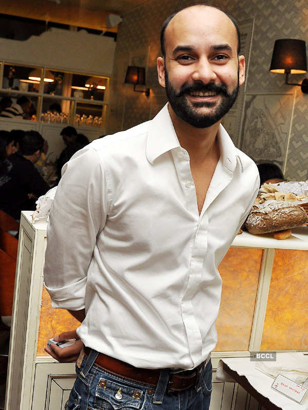 Celebs @ restaurant launch party