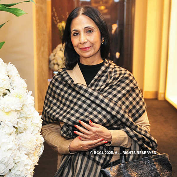  Socialites @ Store launch