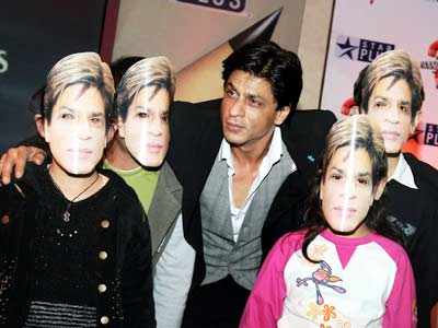 SRK at TV show launch
