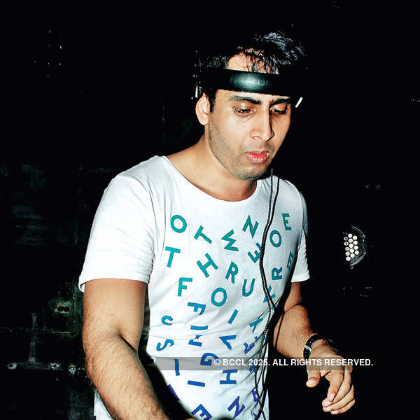 DJ Rohan Kapoor @ Le Meridien