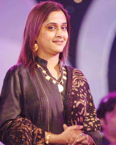 Asha Bhonsle's performance