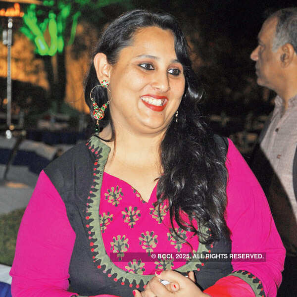 Bela Badhalia hosts an event