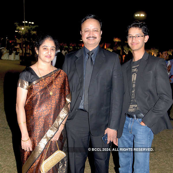 Dr Vinaya, Dr Suneed Nair's mehendi ceremony