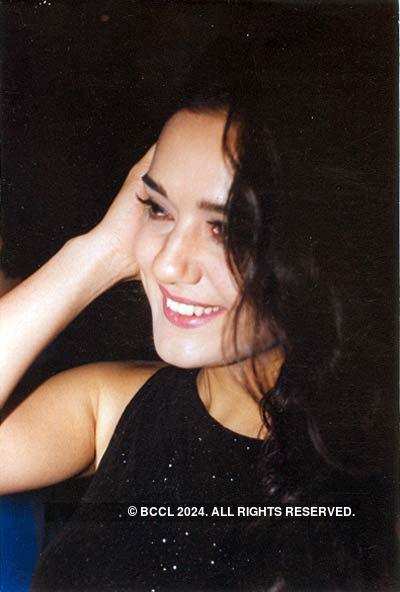 Preity Zinta's Portfolio Pics