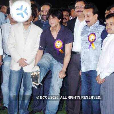 SRK inaugurates AIIFT