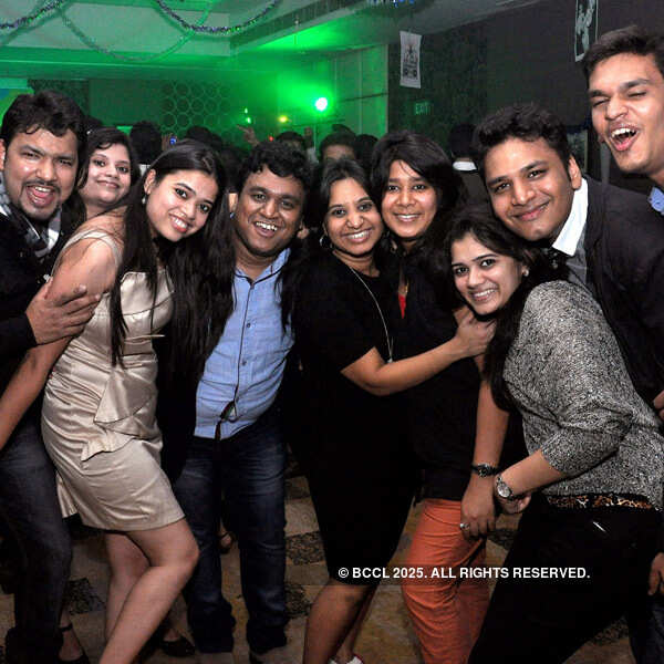 Party at Fortune Select Loudon 