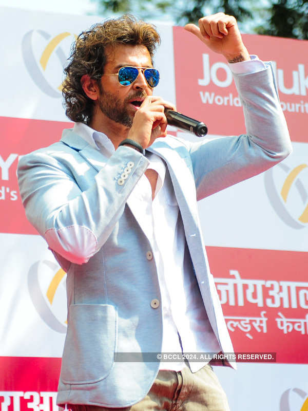 Hrithik @ jewellery store launch