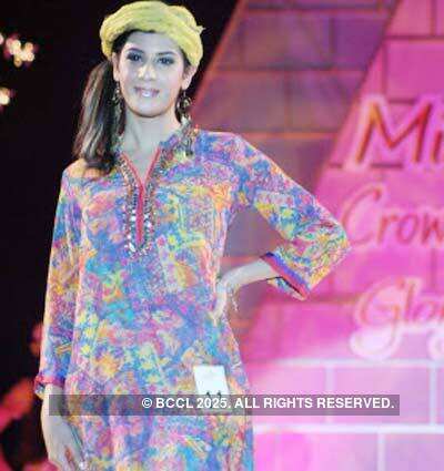 Vatika miss crowning glory '08