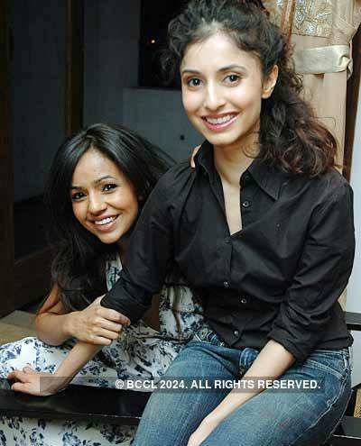 IFW Delhi '08: Gauri & Nainika Preview