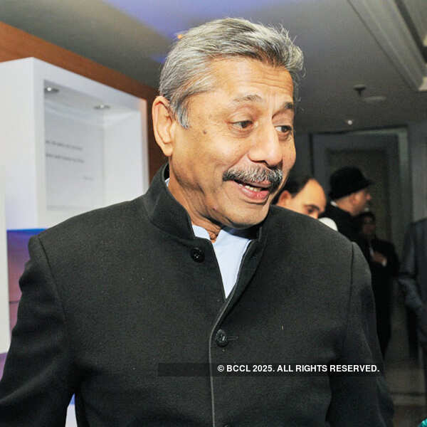 Mercedes-Benz launches new S-Class