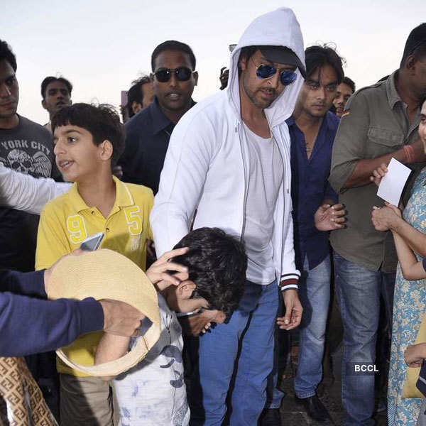 Hrithik spends b'day with kids