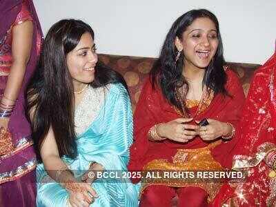 Tekari's wedding party