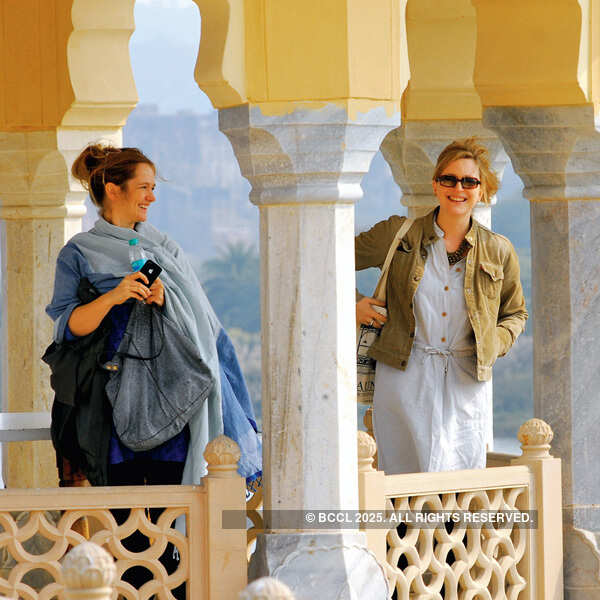 Marigold team @ Jal Mahal