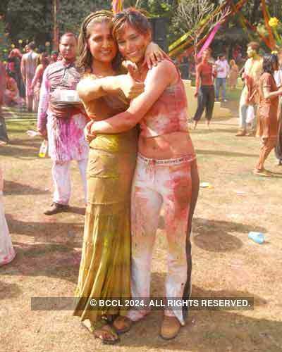 Vineet Jain's Holi Party 2008 -1