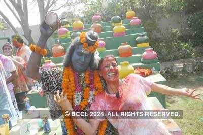 Vineet Jain's Holi Party 2008 -15