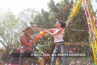 Vineet Jain's Holi Party 2008 -15