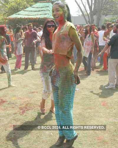 Vineet Jain's Holi Party 2008 -15