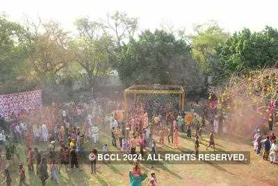 Vineet Jain's Holi Party 2008 -16