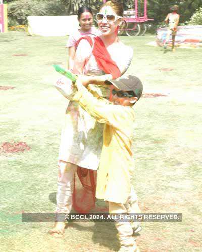 Vineet Jain's Holi Party 2008 -20