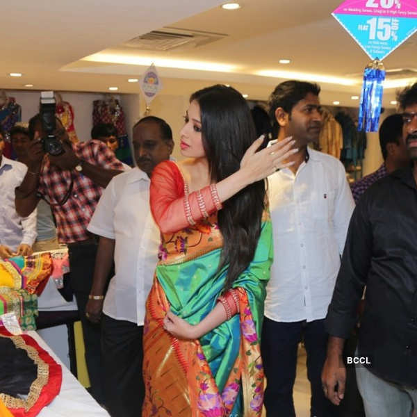 Lakshmi Rai inaugurates Shree Nikethan